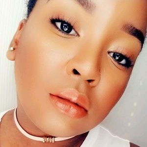 Meet your Posher, Tierra